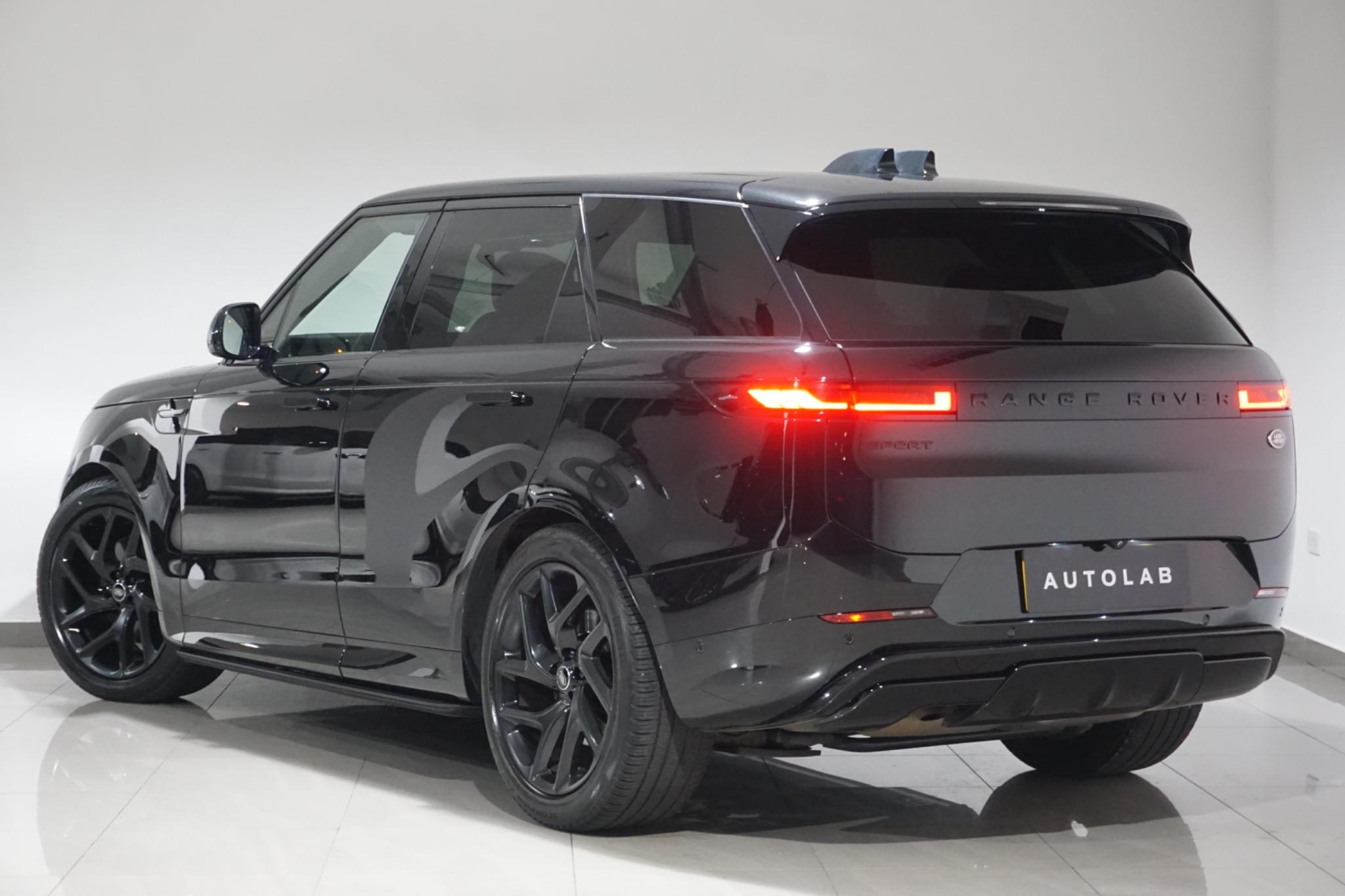 Land Rover Range Rover Sport 3.0 D300 MHEV Dynamic SE Auto 4WD Euro 6 (s/s) 5dr